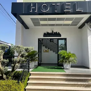 https://lounge-bar-hotel-new-york.albaniahotels.org